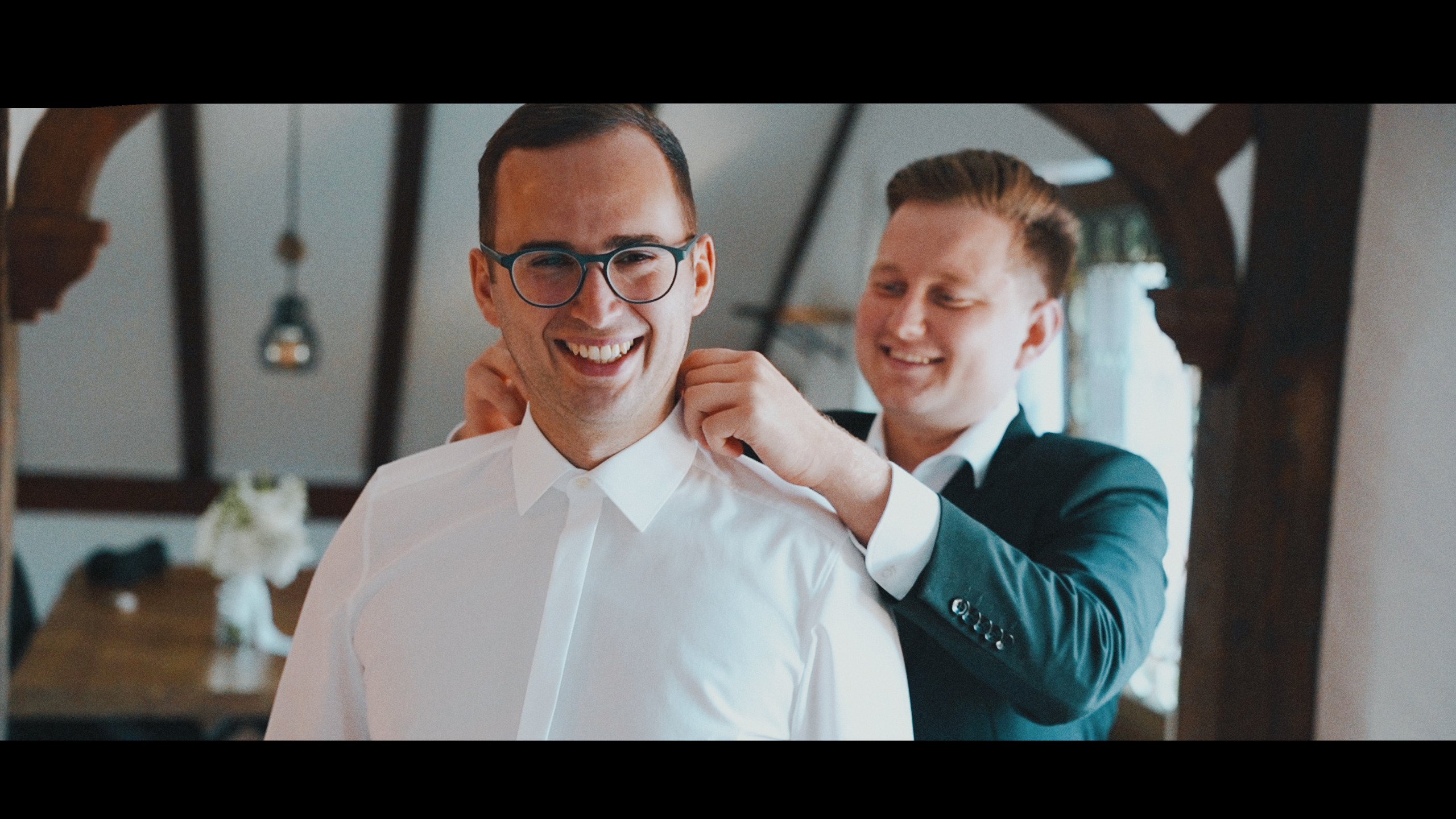 Standbild aus einem Hochzeitsfilm von Andy Reiter